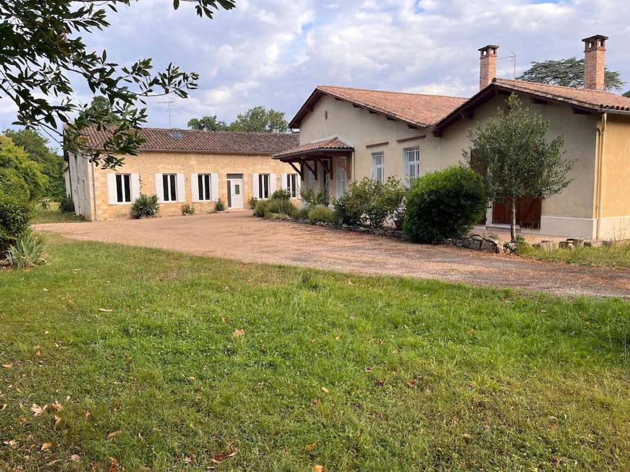 Domaine Clos Et Arbore De 3 Ha Avec Deux Maisons Lamothe-Montravel 外观 照片